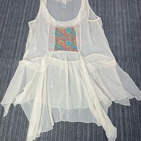 Matilda Jane Sheer White Sleeveless Tunic with Colorful Pattern - Picture 1 of 6